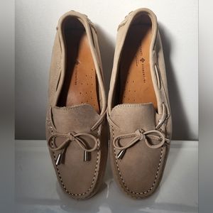 Mercanti Fioentini Nubuck Driving Moccasins in Natural sz 7.5
